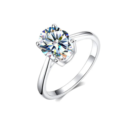 Shelley Oval Solitaire