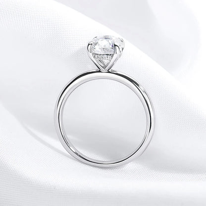 Shelley Oval Solitaire